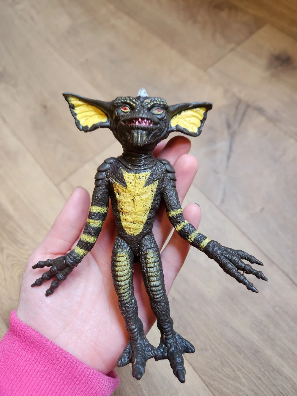 1984 Gremlins Yellow & Black Creature Action Figure